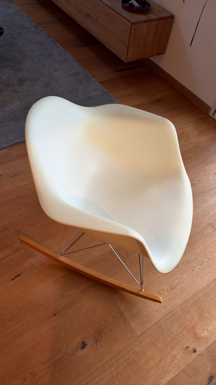 Vitra Chaises: Vitra Eames Schaukelstuhl – D'occasion à Russikon par Bm2904 3