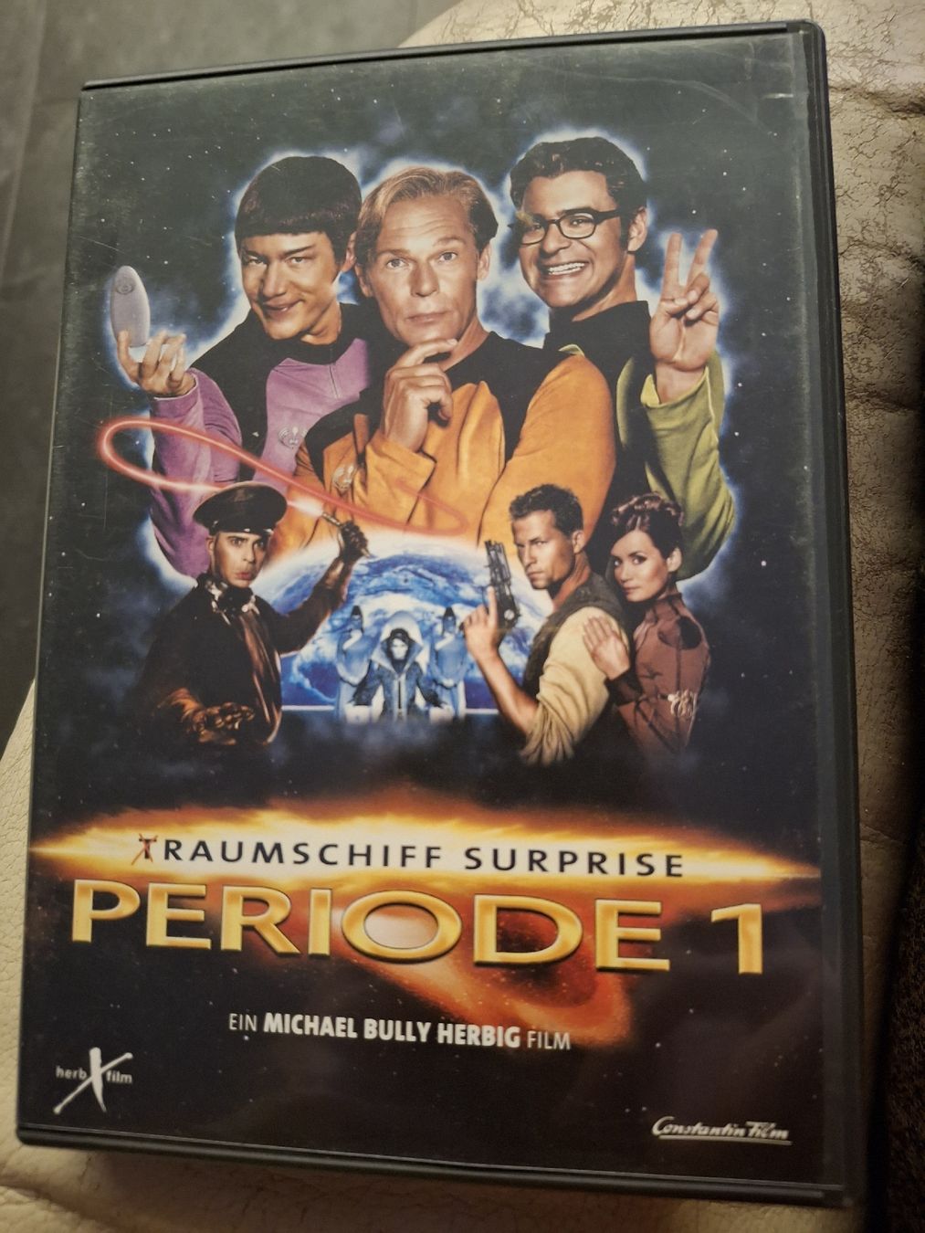 Tutti i DVDs: Traumschiff Surprise - Periode 1 DVD – Usato da Dinhard venduto da lor_p8fn