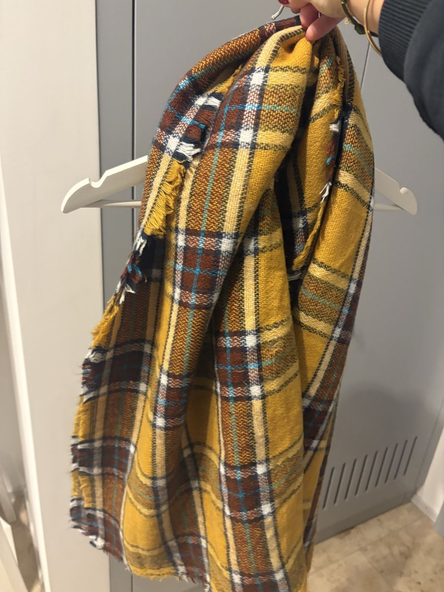 Zara Foulard & Sciarpe: Schal Neu – Nuovo (secondo la descrizione) da Zürich venduto da AJO91
