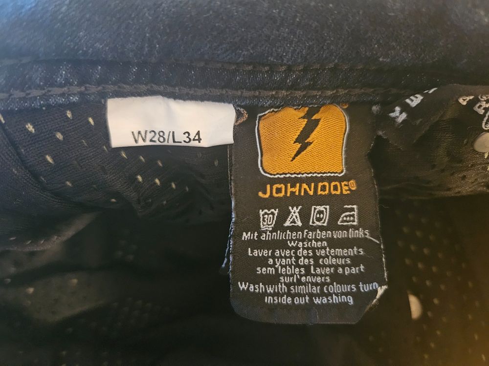 John Doe Pantaloni: Motorradhose Dame - Grösse 34/36 (W28L34) - John Doe - Jeans – Usato da Thun venduto da NWY 3