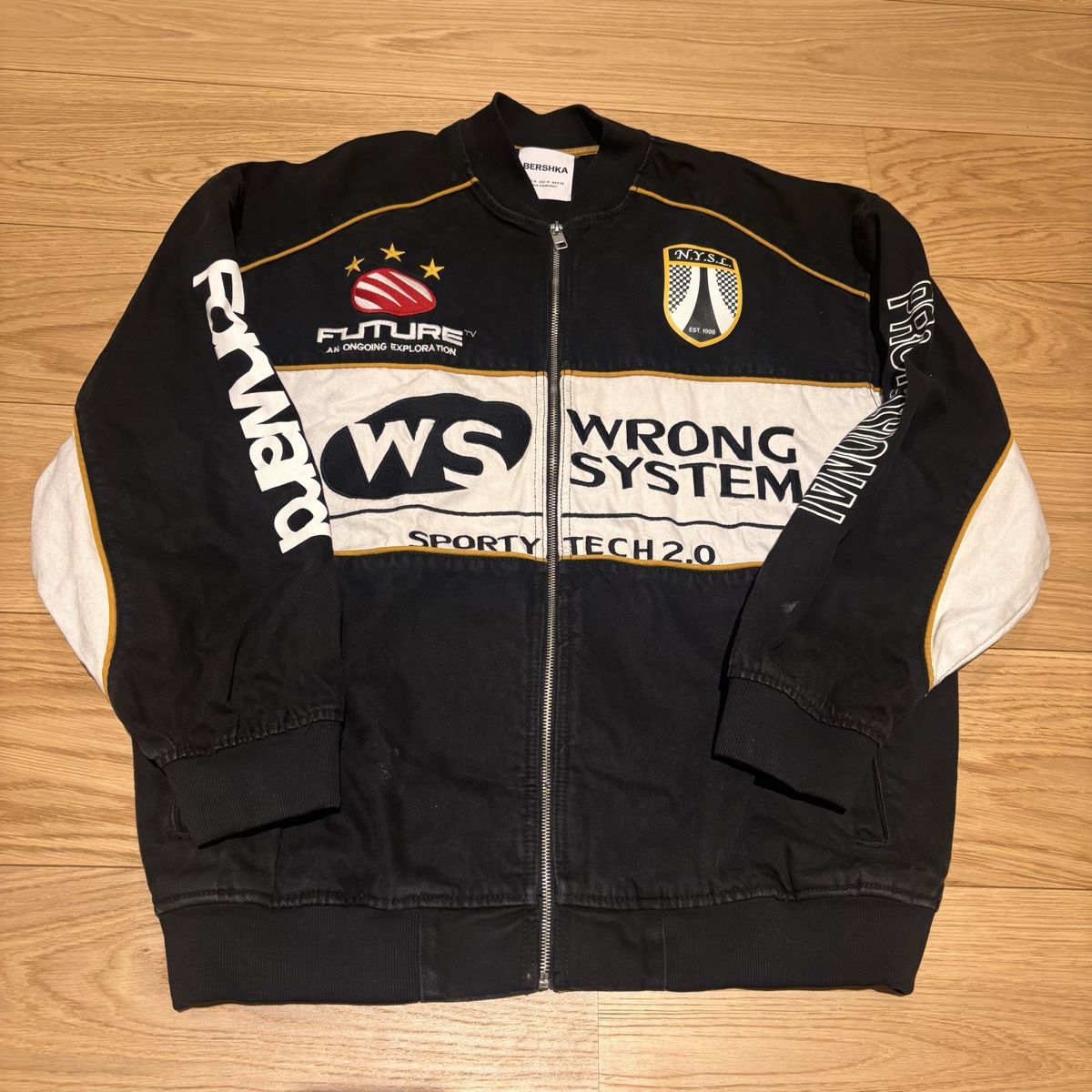 Bershka Jacken: Bershka Racer Jacket – Gebraucht aus Bassersdorf von le.vi546