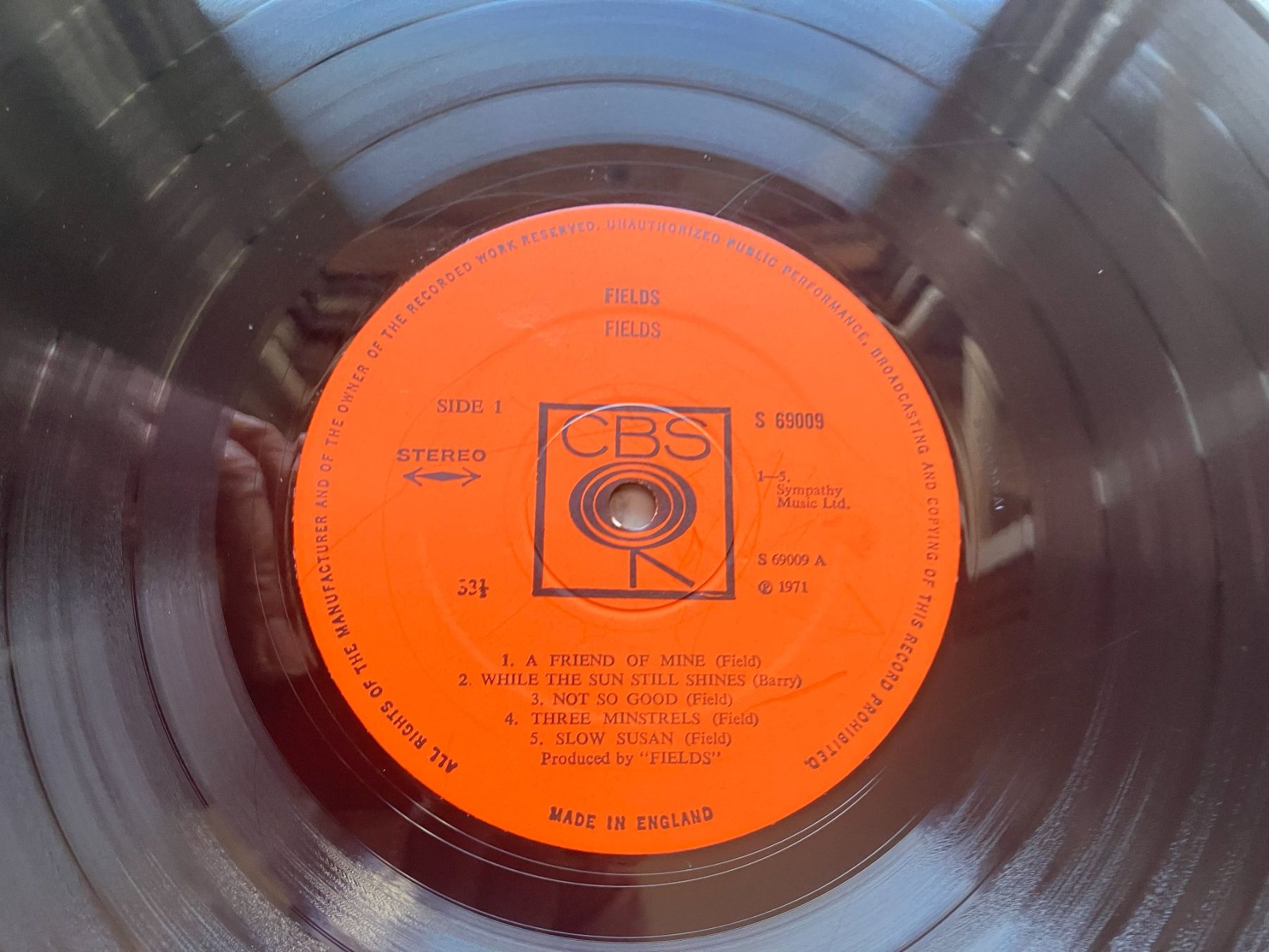 Dischi in vinile: Fields – Usato da Aarwangen venduto da Jukebox3 6