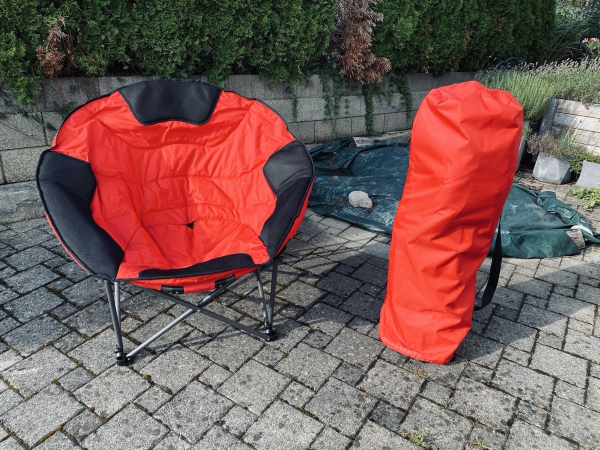 Fauteuils: 2 rote Klappsessel mit grosszügiger, bequemer Sitzfläche – D'occasion à Balsthal par bri_6p9d 2