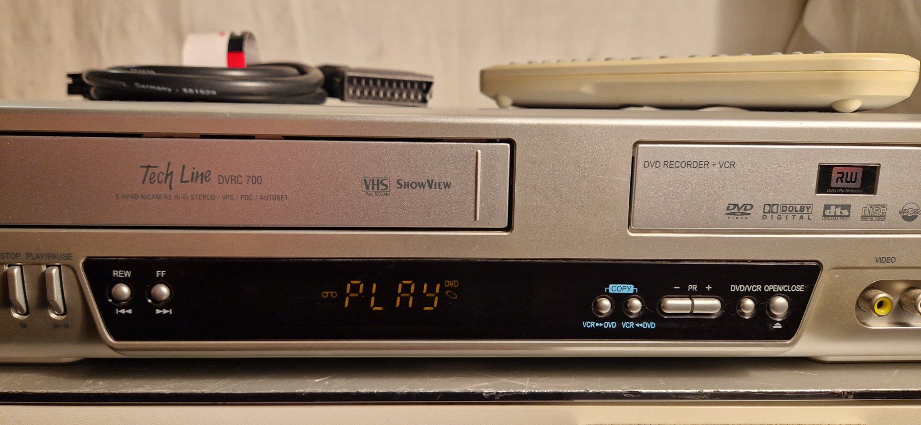Tutti i VHS: VHS-/DVD Kombigerät mit Zubehör! – Usato da Zürich venduto da Lina049 4