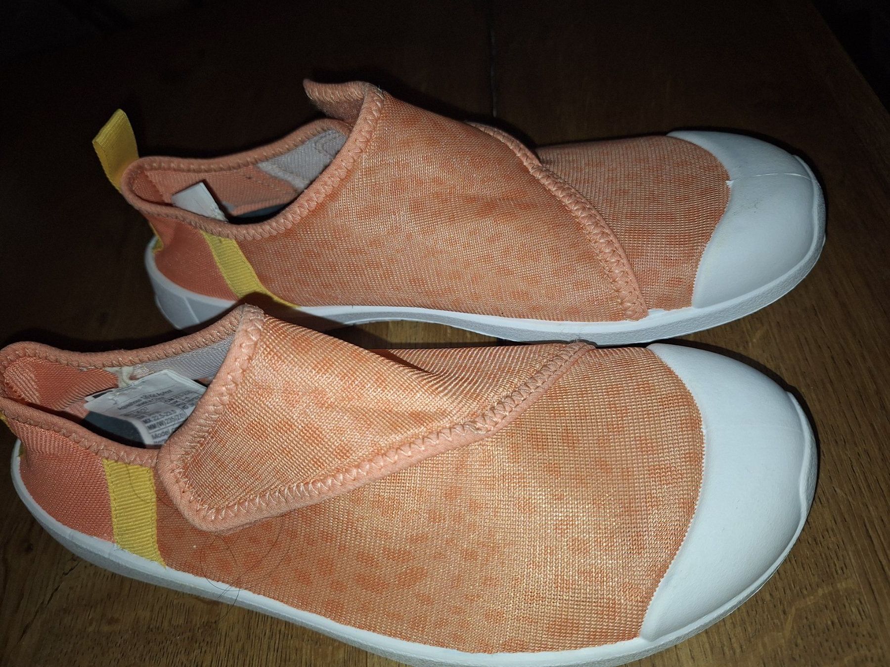 Decathlon Schuhe für Mädchen: Badeschuhe, Gr. 36/37 – Neu (gemäss Beschreibung) aus Malters von Pajas81 1