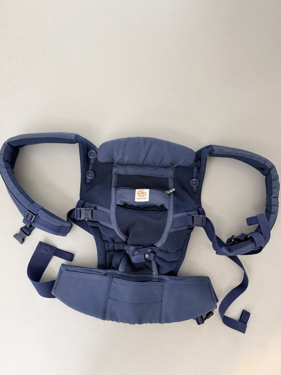 Ergo Baby Porte-bébés ventraux & dorsaux: Ergobaby Adapt Cool Air – D'occasion à Schindellegi par SeaAndAir