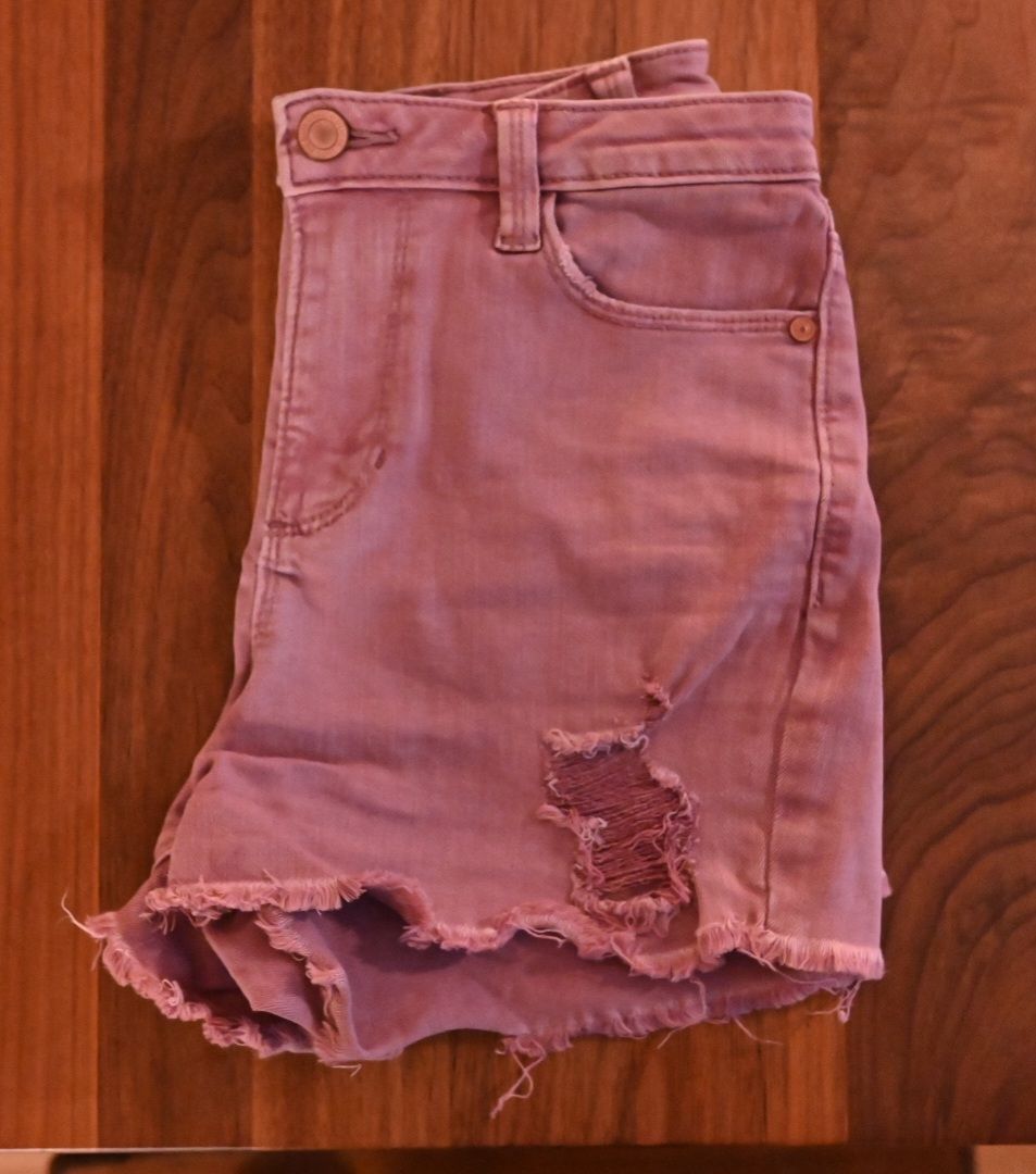 Jeans: Shorts Gr. 36 Rosa – Usato da Olten venduto da thefrog96