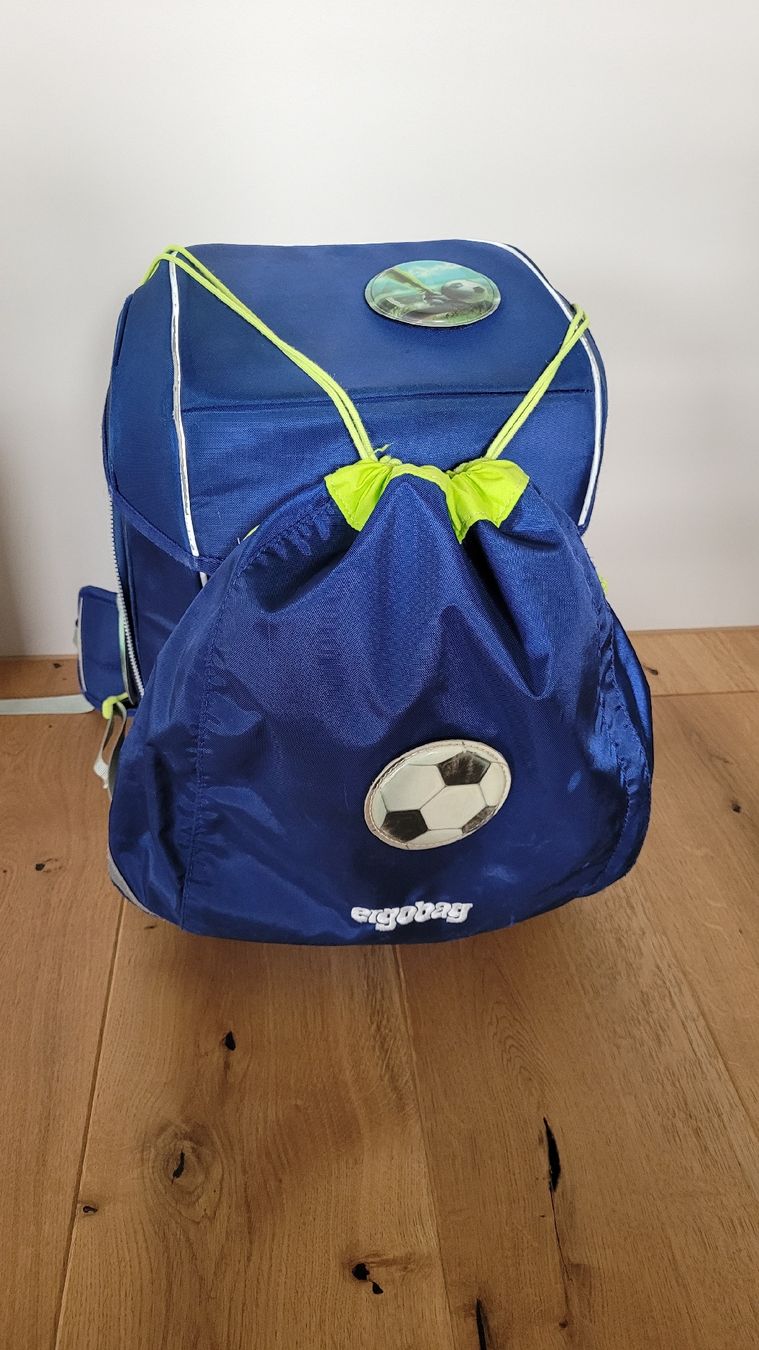 Ergobag Kindertaschen: Ergobag Schulrucksack mit Turnbeutel – Gebraucht aus Worb von Sibille20 2