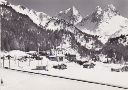 Cartoline postali: Preda am Albulapass mit Piz dellas Blais. – Usato da Schlieren venduto da Rapaelli