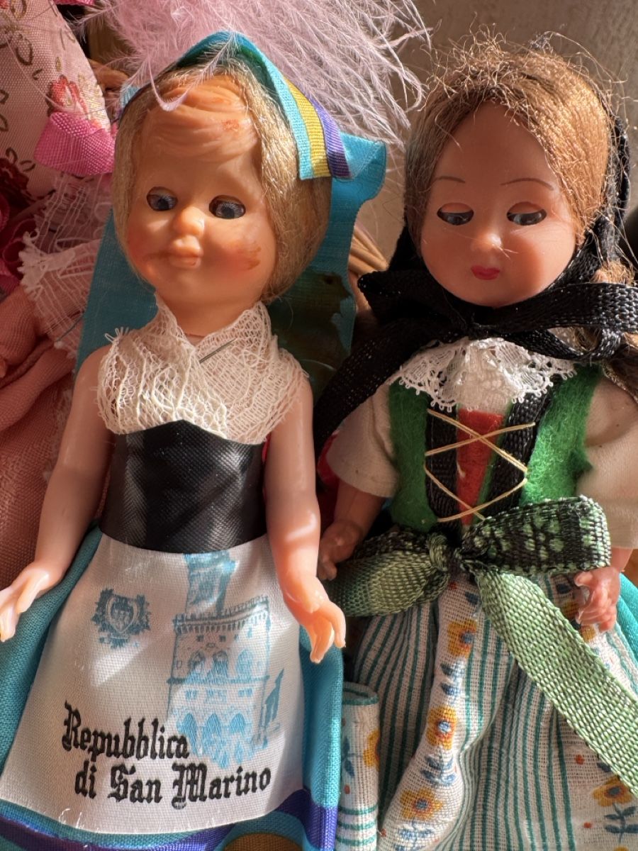 Bambole: Sammlung Trachtenpuppen – Usato da Hombrechtikon venduto da Froeschli9 3