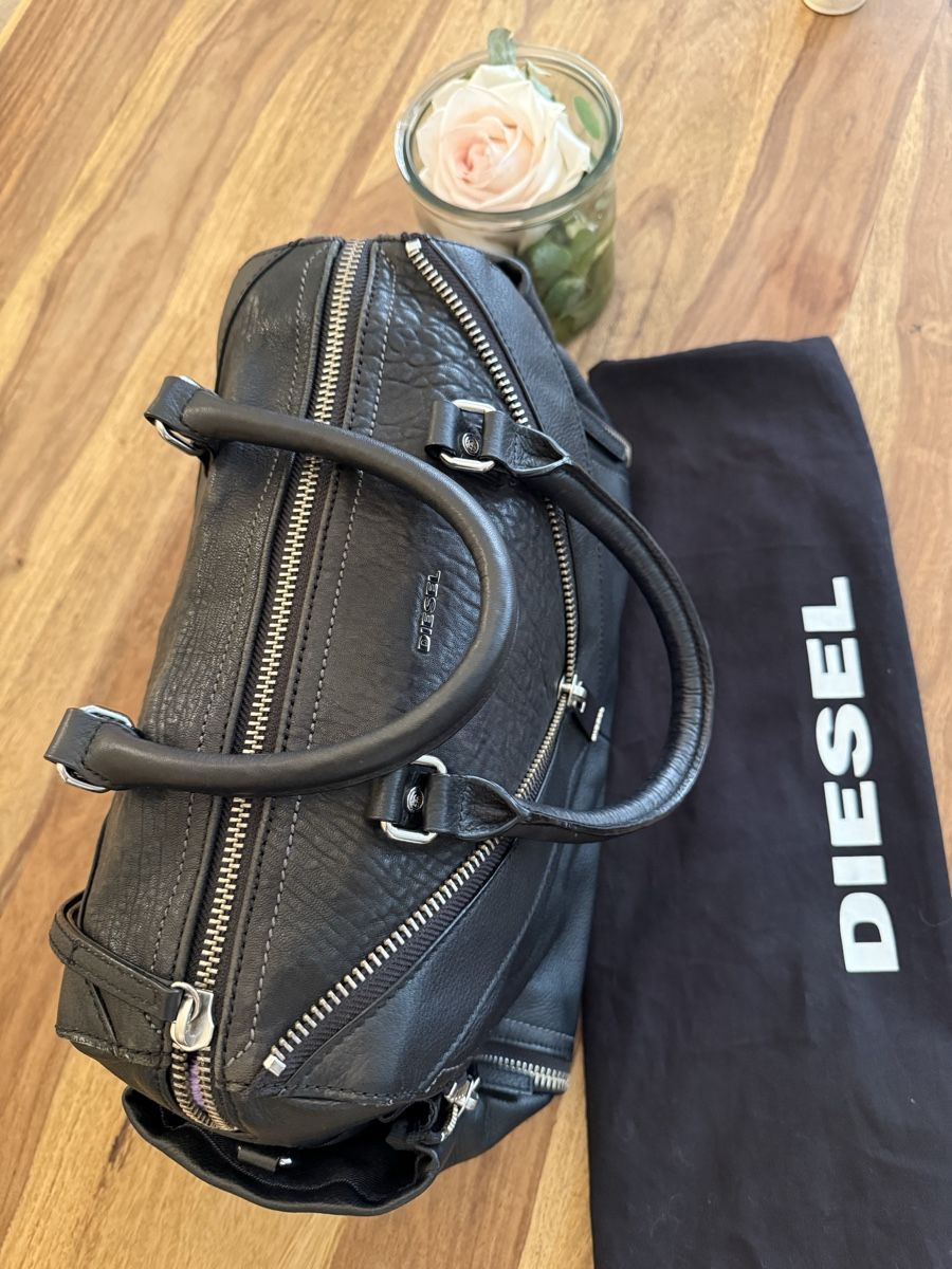 Borse da donna: Diesel Damen Tasche – Nuovo (secondo la descrizione) da Reinach BL venduto da Minendie 1