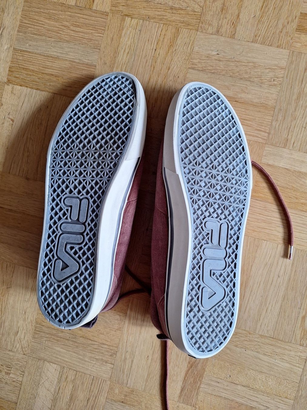 Fila Scarpe da uomo: Fila Schuhe Gr. 45 – Usato da Aesch BL venduto da sar_j59l 1