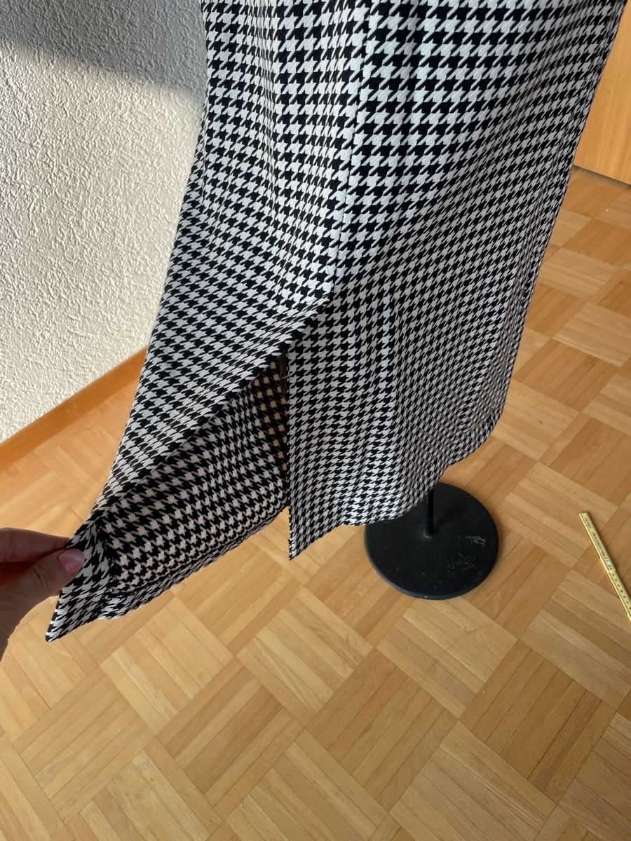 Zara Kleider: Zara Kleid Gr. S schwarz weiss Business Basic Office 95 – Gebraucht aus Vinelz von sonnenmond77 4
