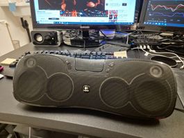 Logitech Tragbarer Speaker S715i AUX / für Apple iPhone iPod