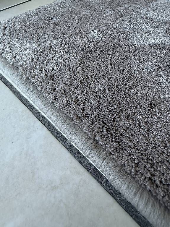 Tappeti: Tapis gris 200/150 – Usato da Biel/Bienne venduto da clo_c85g 1