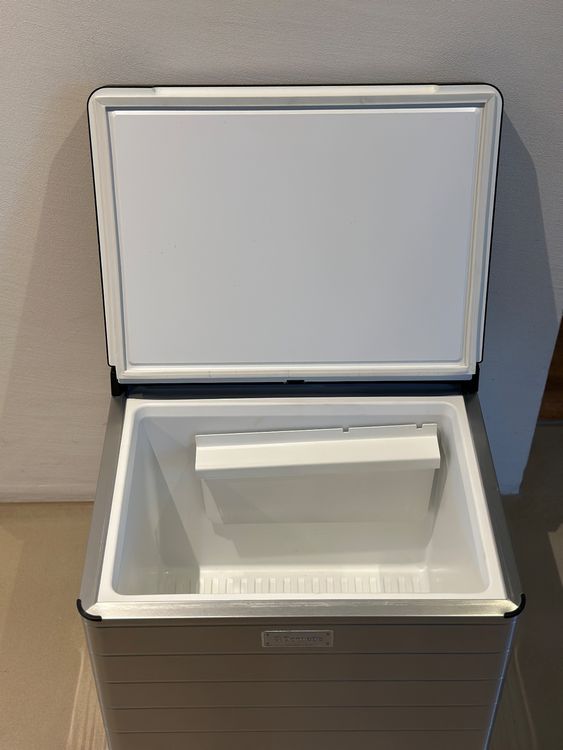 Dometic CombiCool ACX3 30 - Tragbare Absorberkühlbox, 33 l, 50 mbar
