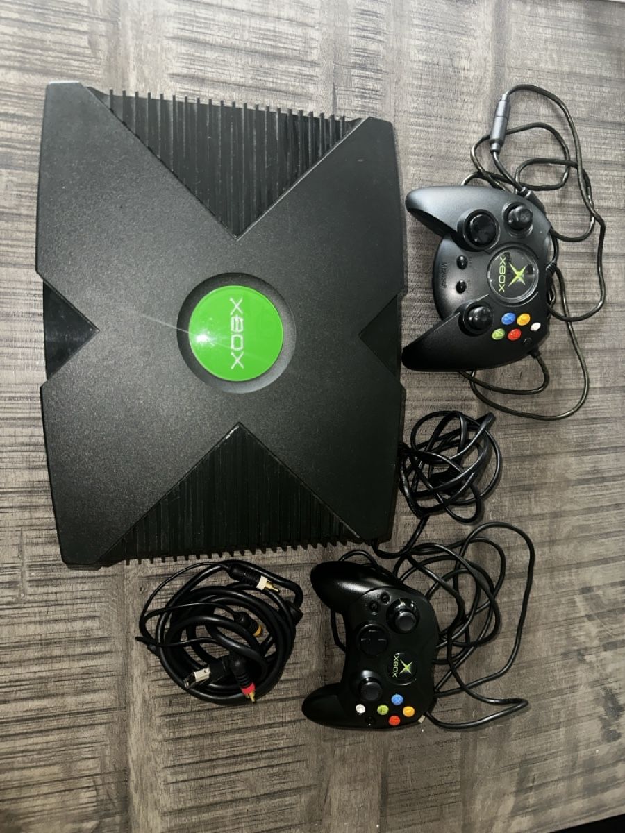 Consoles: Xbox Classic Original Konsole mit Controller - Retro Gaming – D'occasion à Kloten par Buesra.k 1