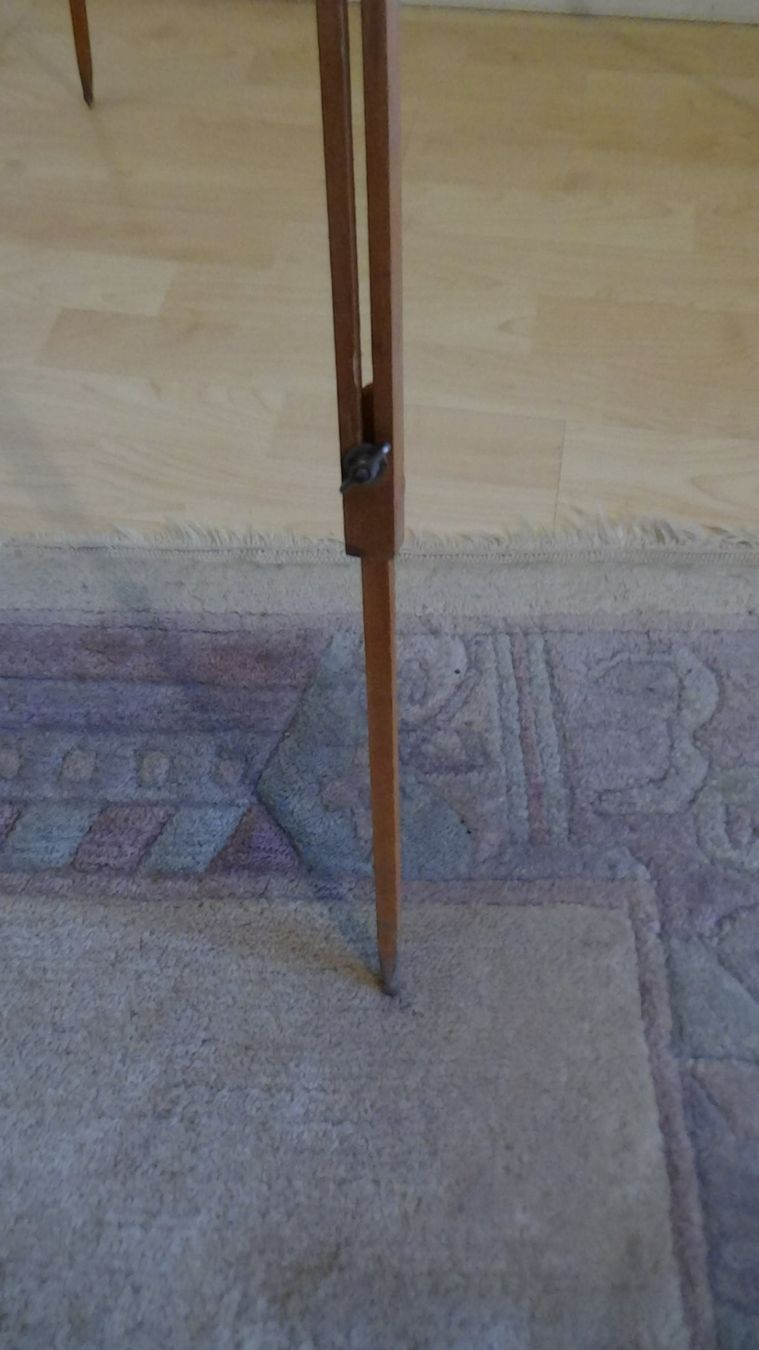 Treppiedi & Teste: Antikes Holzstativ – Usato da Wiedlisbach venduto da Bobesch10 5