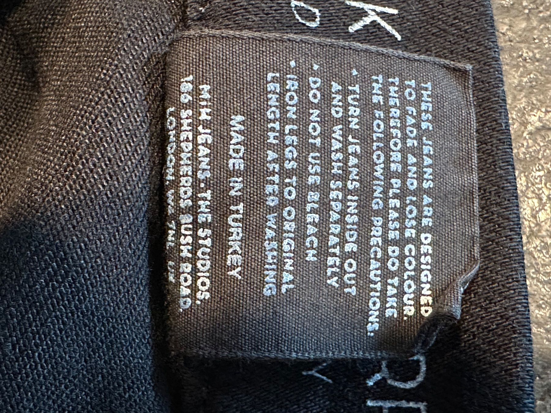 Jeans: M.I.H Jeans gr.30 schwarz – Nuovo (secondo la descrizione) da Basel venduto da Rouge. 1