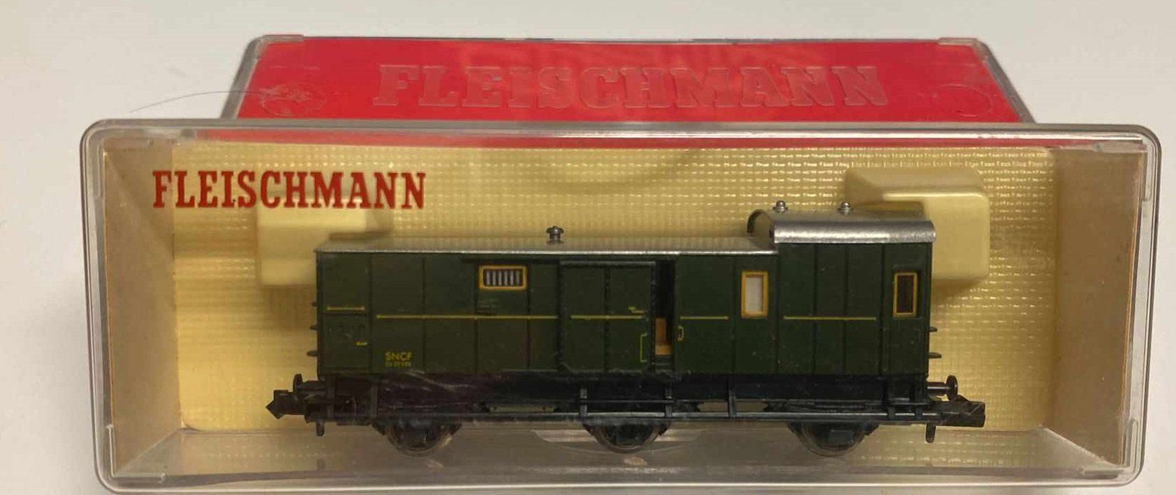 Fleischmann Modellini di ferrovie: Fleischmann Spur N Gepäckwagen SNCF – Usato da Boswil venduto da Blflohmi
