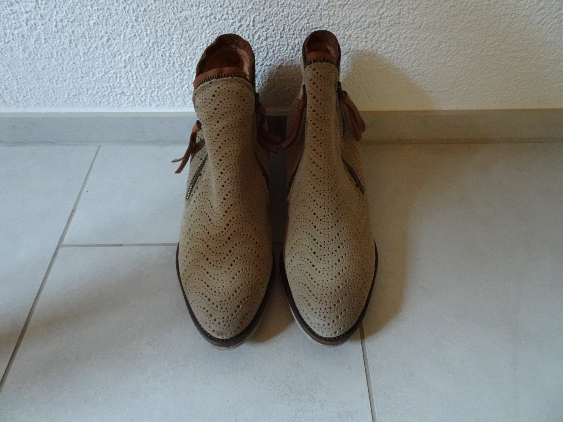 Scarpe da donna: Coque Terra Leder Stiefeletten Gr. 40 - 426269 – Usato da Küssnacht am Rigi venduto da Schuhe-Secondhand 4