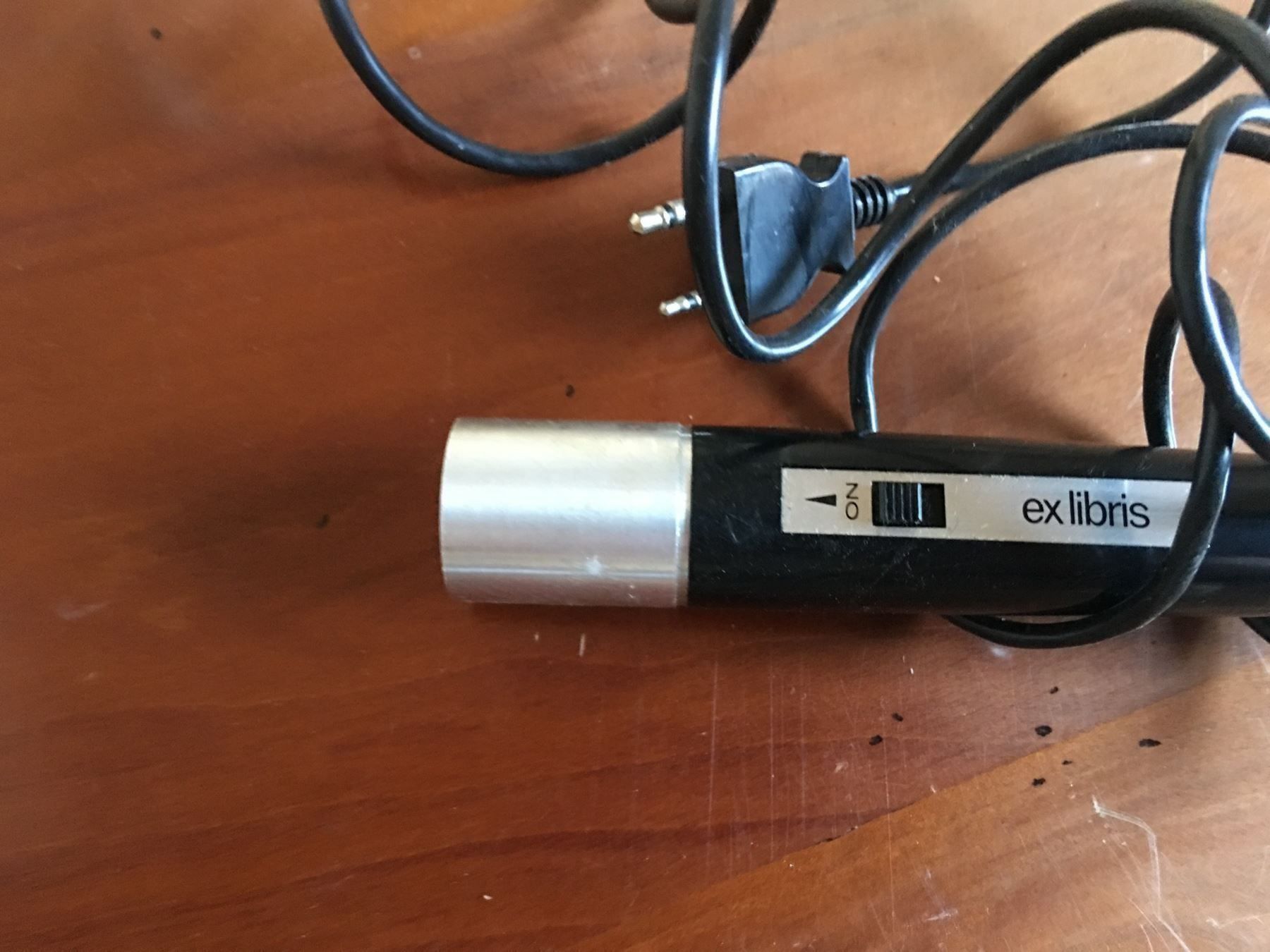 Microphones: Mikrofon ex libris – D'occasion à Arch par seil819