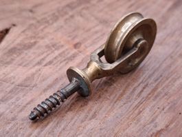 1 schöne antike Vogel Rolle, Ø 2.5cm, Messing (3945#AEW0)