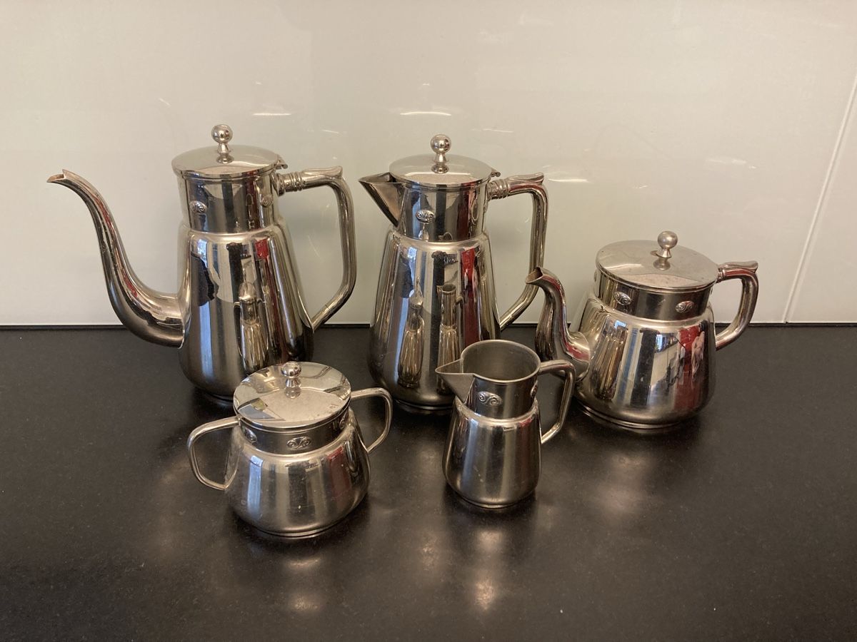 Set di piatti: Vintage Teeservice 5-teilig – Usato da Gränichen venduto da SabineZ01