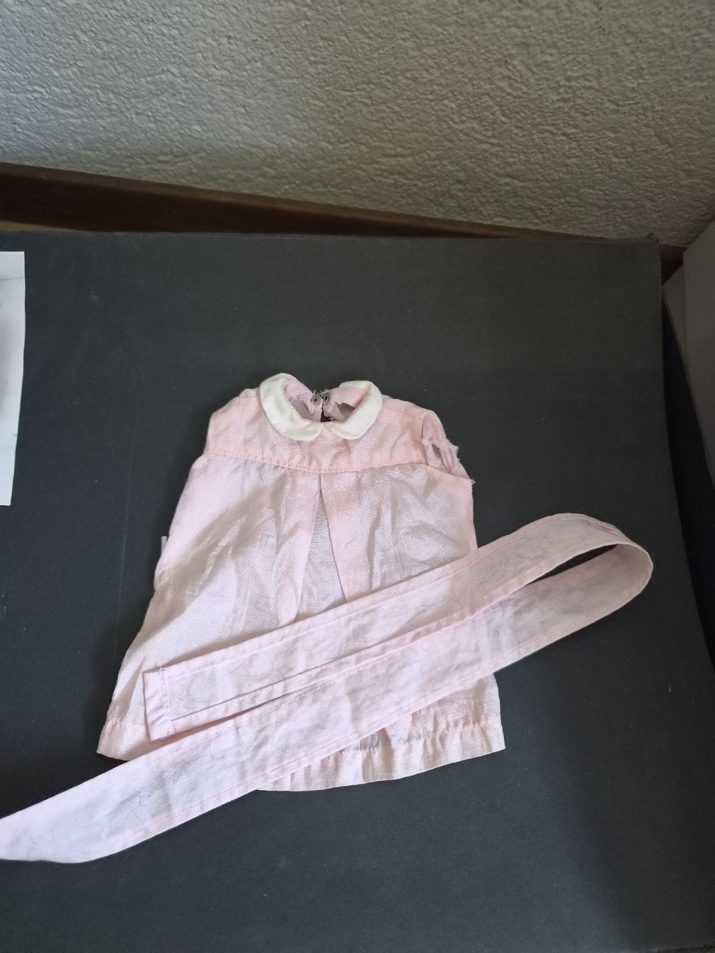 Bambole: Sasha Trendon Seidenkleid – Usato da Herzogenbuchsee venduto da 1F1D15EC