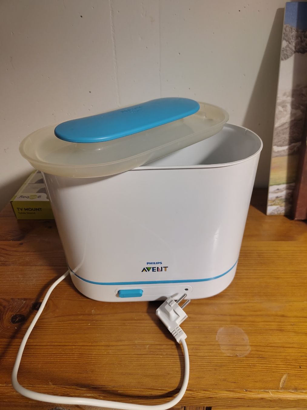Philips Pasti del neonato: Philips Avent Dampfsterilisator guter Zustand – Usato da Davos Dorf venduto da Roos_Kw