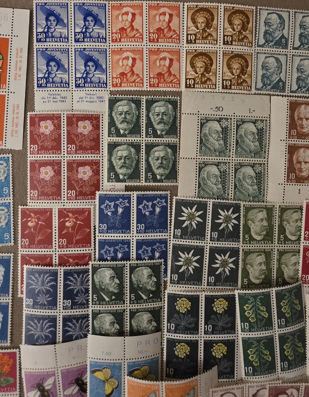 Tous les timbres: Pro juventute  – Neuf (Voir description) à Bern par Kocholo 1