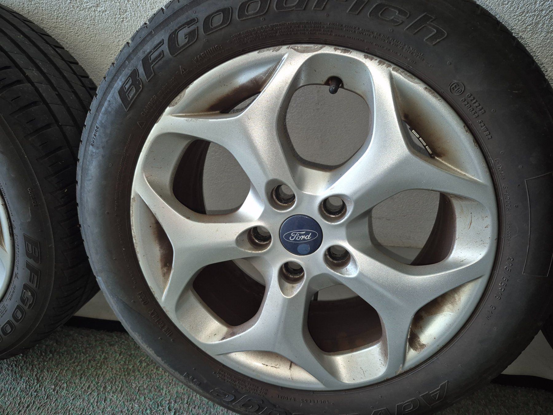 Ford Cerchioni: Pneus avec jantes Ford Focus 2008. – Usato da Le Locle venduto da archerblanc 5