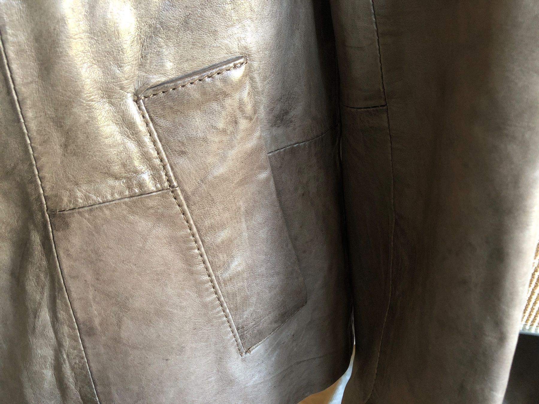 Avant Premiere Giacche: Élégante veste en cuir véritable marron – Usato da Biel/Bienne venduto da Lianumi 2