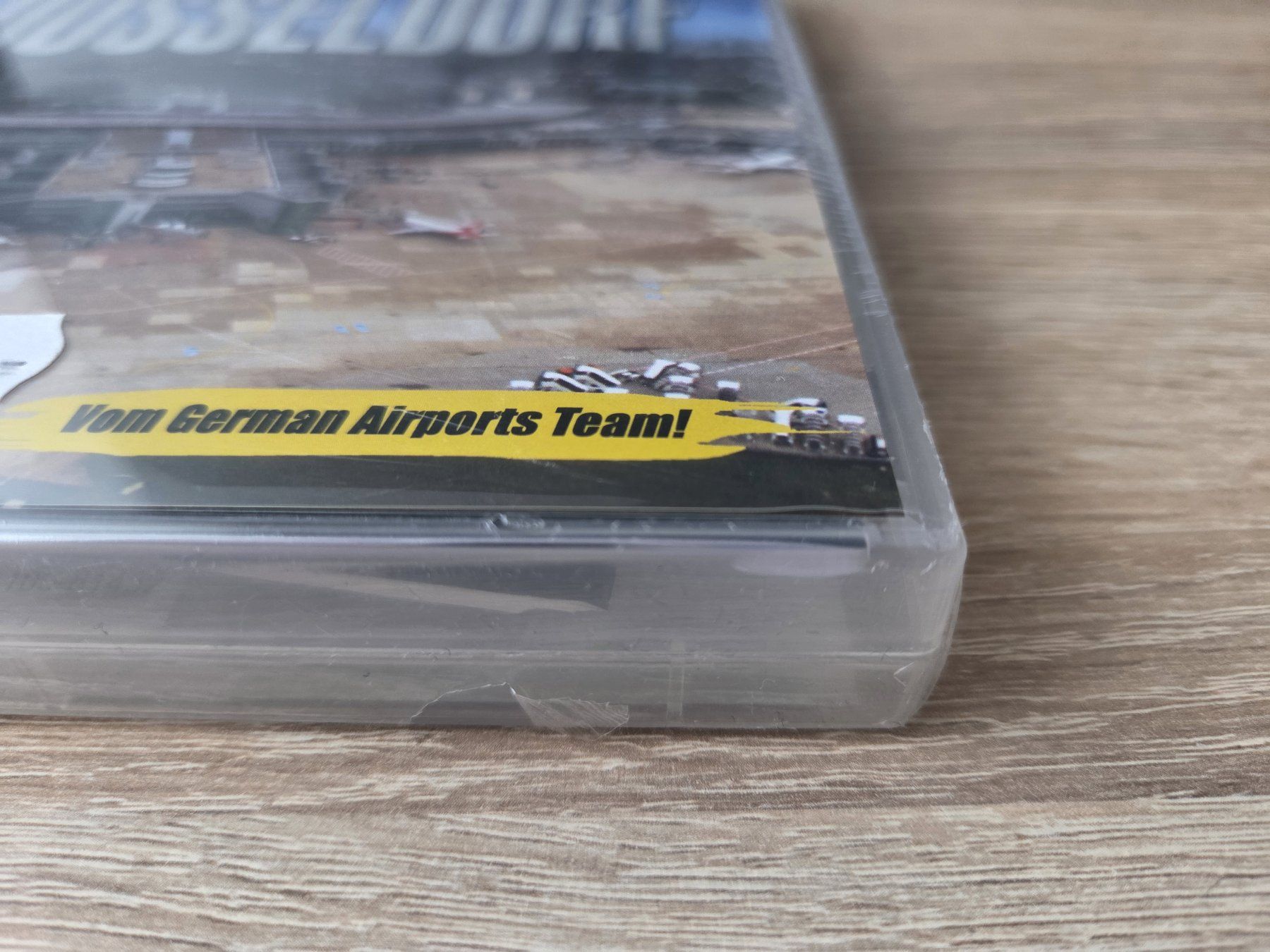 Giochi: Düsseldorf for Flight Simulator X FSX - RARE - PC - NEW – Nuovo e nell'imballaggio originale da Carouge GE venduto da Franllo 2