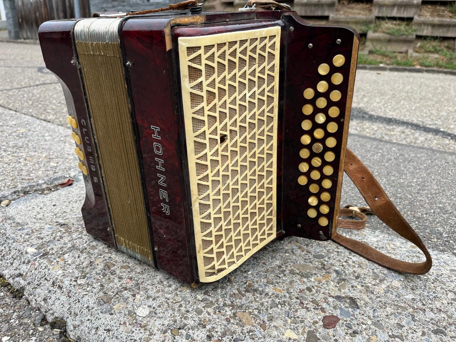 Instruments de musique: Akkorden gebraucht – D'occasion à Jona par DianaRa