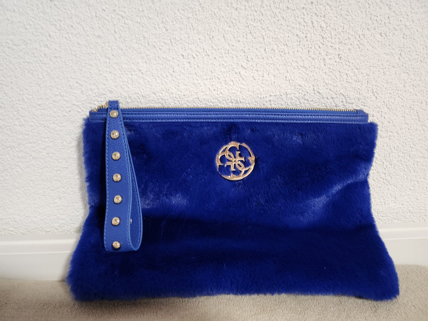 Borse da donna: Guess Clutch – Nuovo (secondo la descrizione) da Kefikon TG venduto da Livline