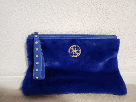Guess Clutch