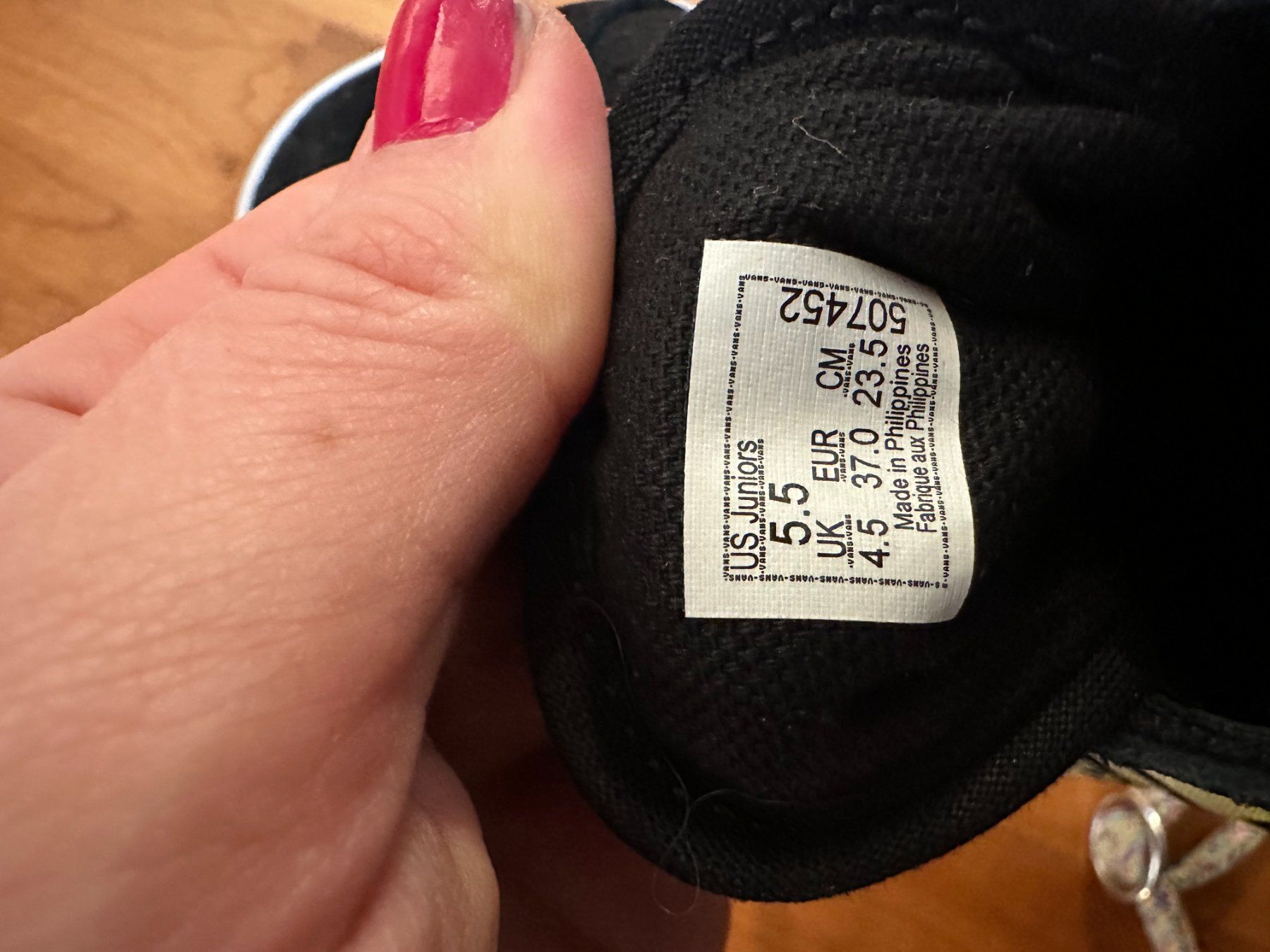 Vans Scarpe da uomo: Vans Kinderturnschuhe Grösse 37 – Usato da Birmensdorf ZH venduto da Apg4 3