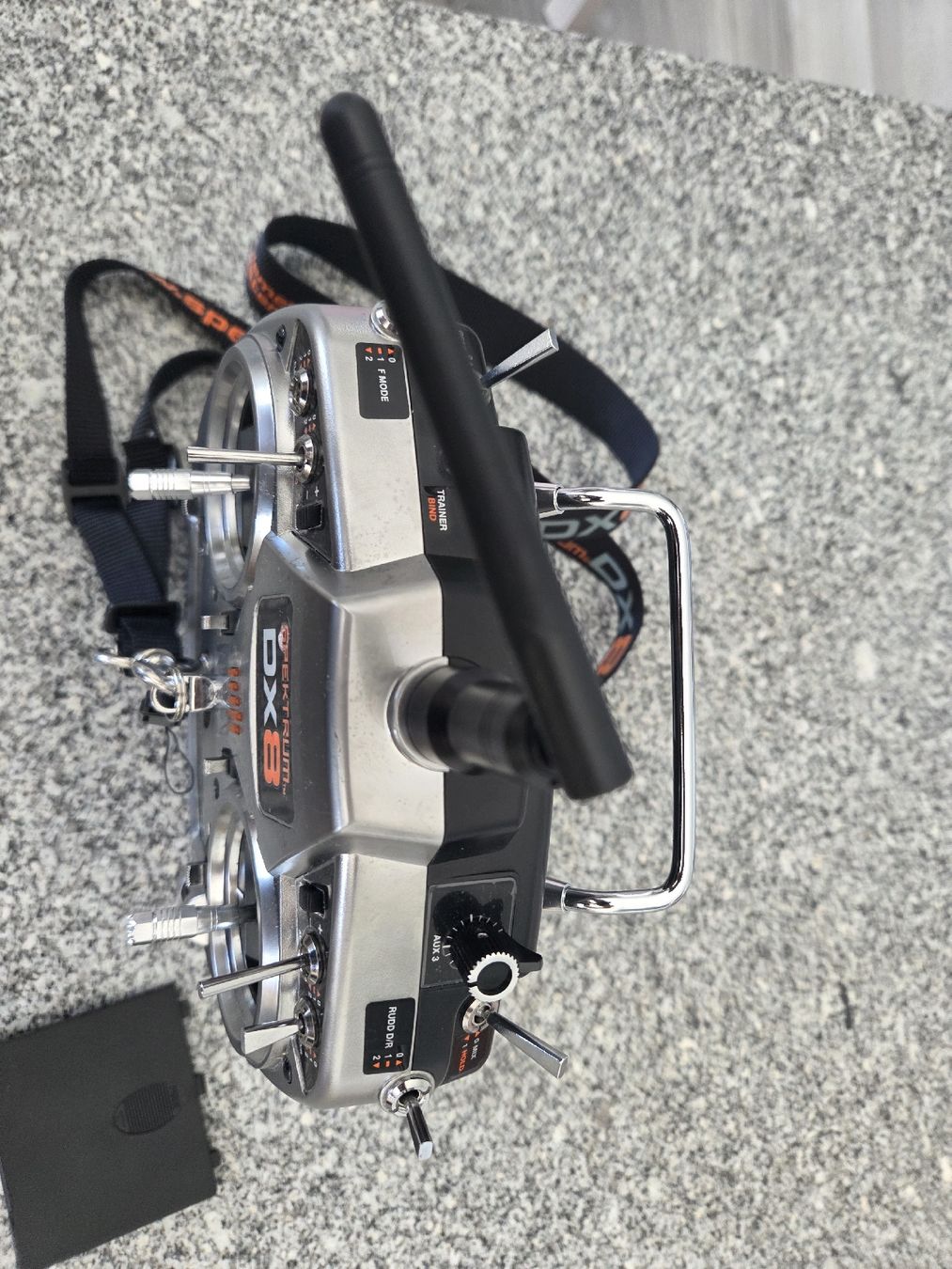 Spektrum Telecomando: Telecommande Spektrum Dx8 – Usato da Bévilard venduto da bektol 2