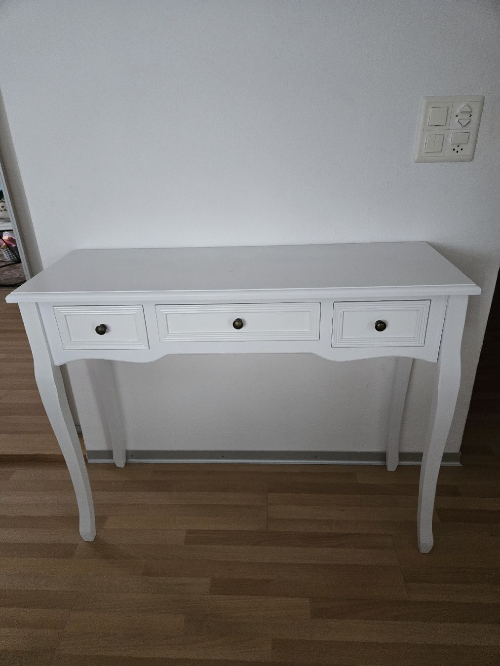 Consoles: Konsole weiss – D'occasion à Aadorf par Tirgram