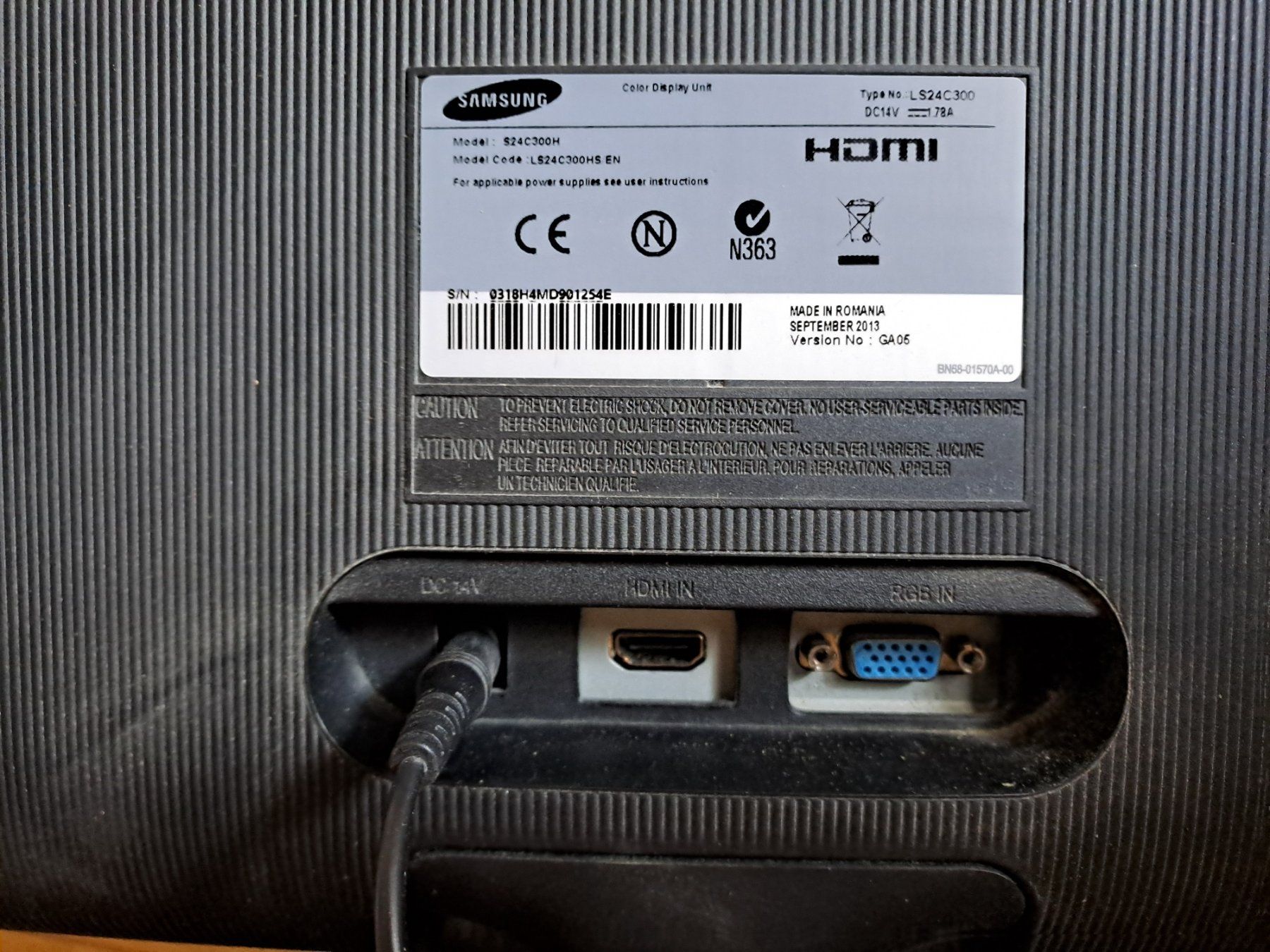 Monitor: Samsung Bildschirm 24 Zoll – Usato da Worben venduto da Haguhans1 1