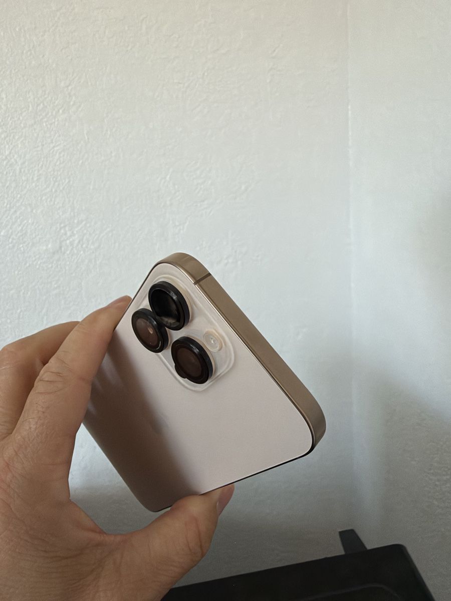 Apple Handys / Smartphones: I phone 16 Pro Max – Gebraucht aus Renan BE von aela1 1