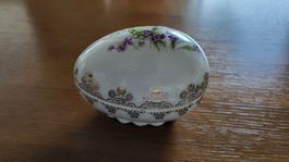 PORZELAN-EI,  H 10/ L 13 cm
