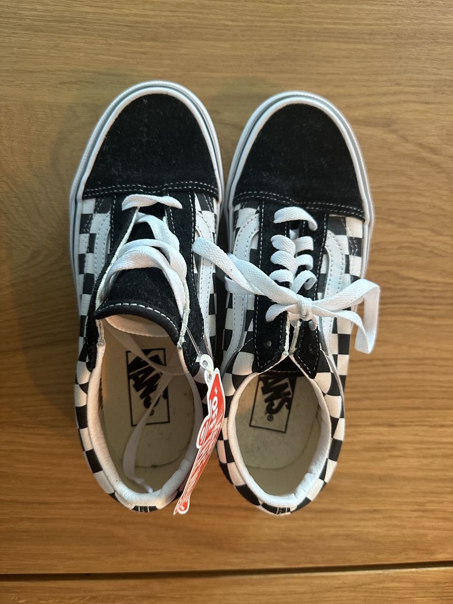 Vans Scarpe da uomo: vans old skool platform (36.5) – Nuovo e nell'imballaggio originale da Freidorf TG venduto da driftingforthrifting