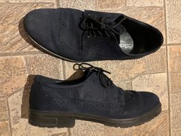 44_natural leather_rarely used