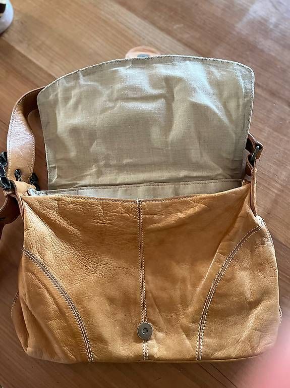 Borse da donna: TASCHE LEDER VINTAGE – Usato da Cham venduto da carmen1985 1