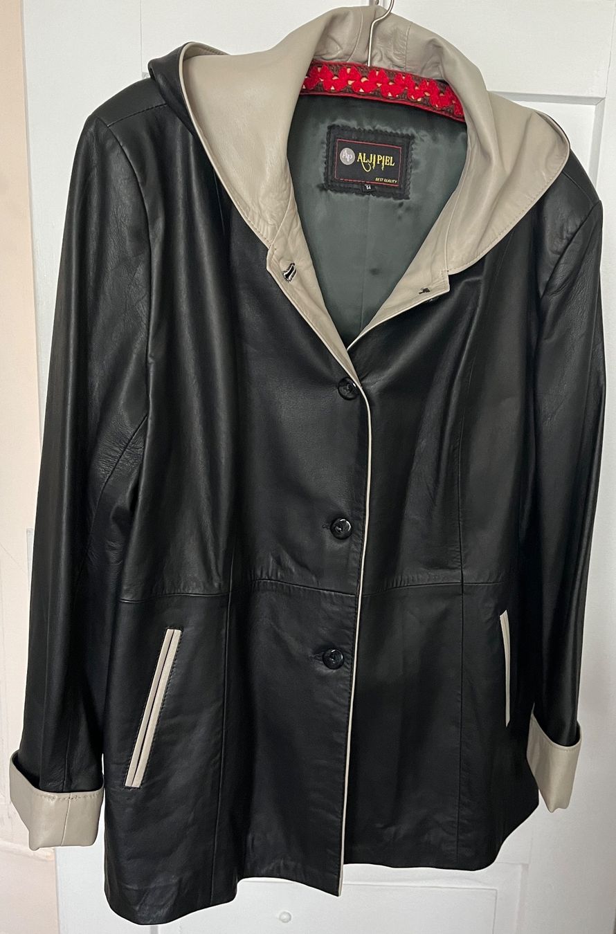 Giacche: Lederjacke mit Kapuze, schwarz / beige, Grösse 54 – Nuovo (secondo la descrizione) da Biberist venduto da Edelfloh 1