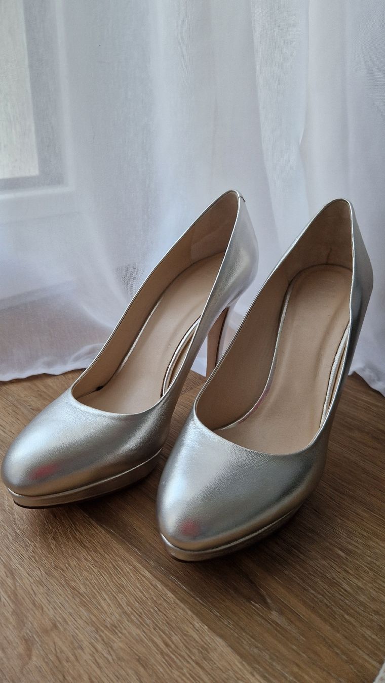 Damenschuhe: Nevyboot pumps NEW – Neu und originalverpackt aus Peseux von Les_Lilas 1