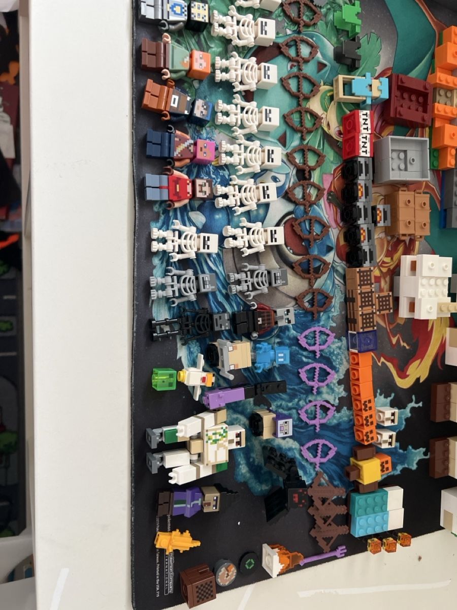 Lego Giocattoli: Lego Minecraft Eisemgolem Höhle & Hexe Garten – Usato da Villmergen venduto da rob_n572 2