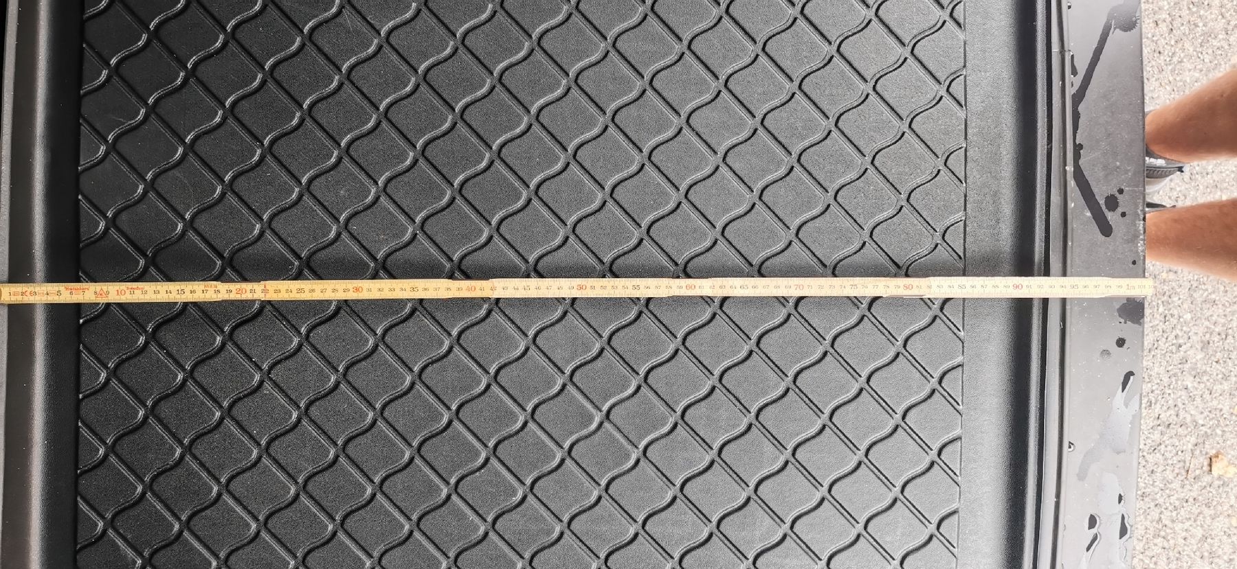 VW Tapis / Bacs: VW t6 bac de coffre  – D'occasion à Courroux par zden 1